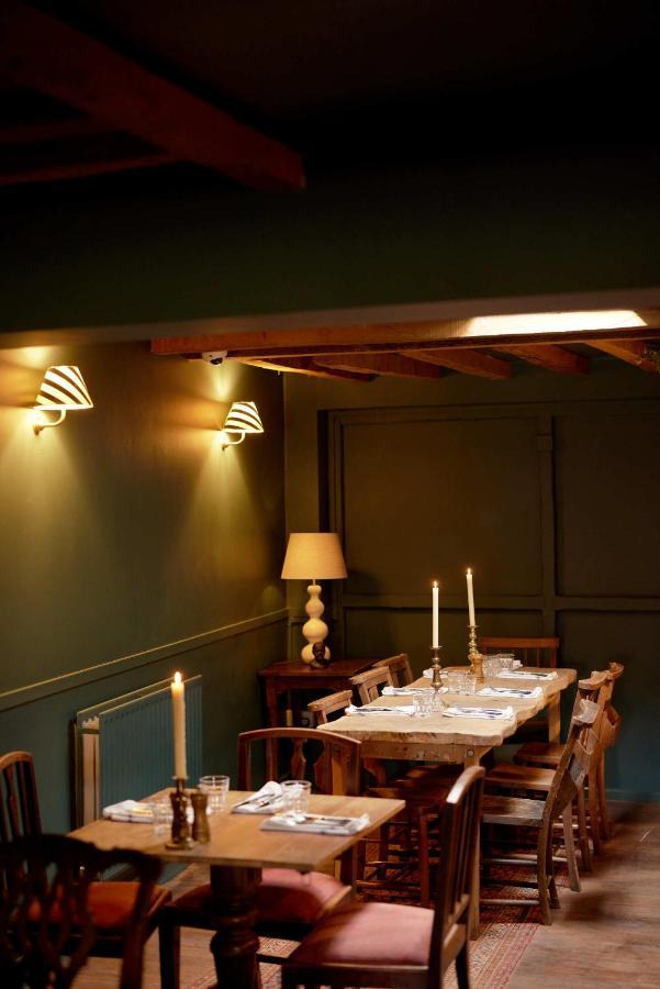 The Queen'S Head Broad Chalke Exterior foto